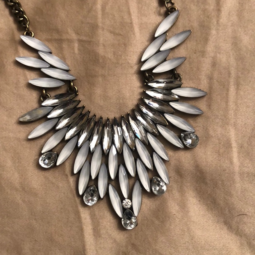 White and crystal necklace - Loft - New w/tag